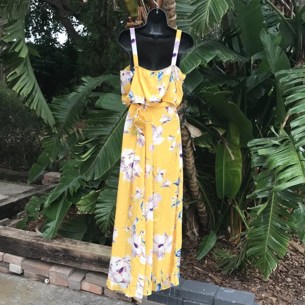City triangle two piece maxi skirt set with slit